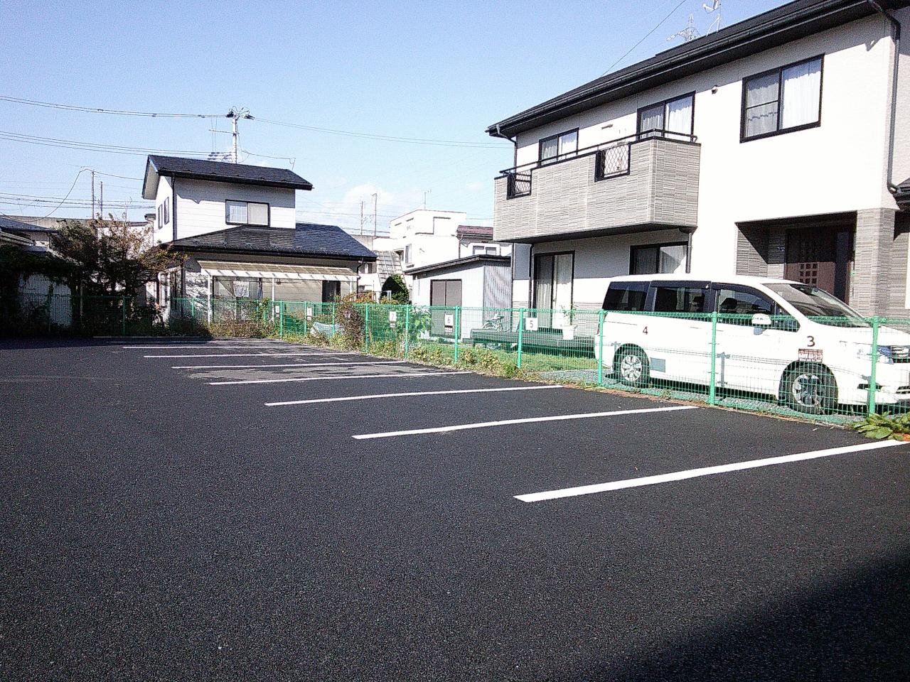 お客様駐車場